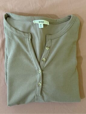 MINE Ribbed Henley Sweater - Tan
